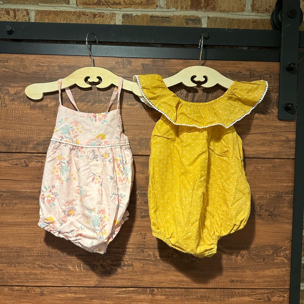 2 Dylan & Abby onesie 6-9 months ( #12)